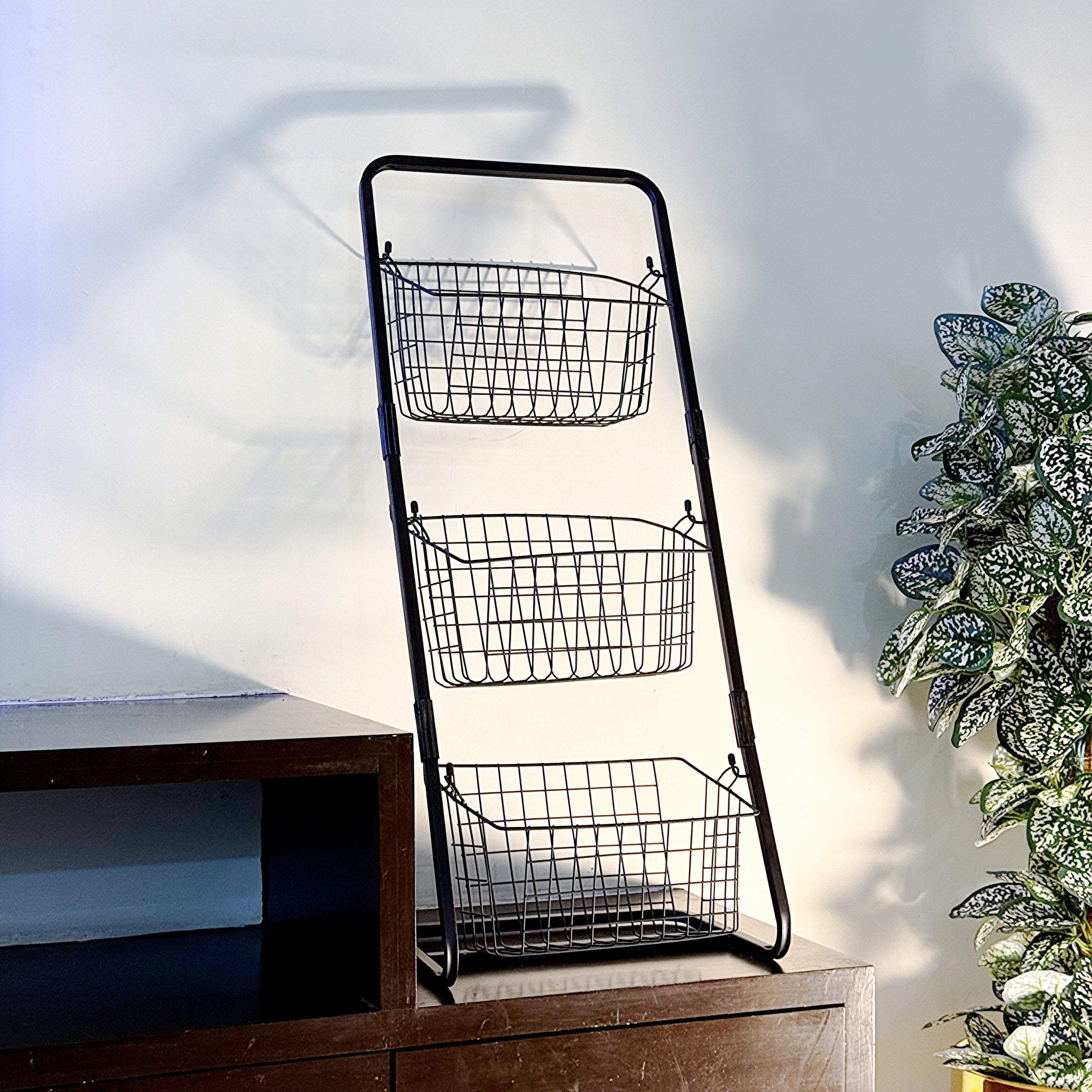 Detachable 2,3-tier fruit and vegetable stand by Metallics Home